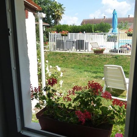 Les Deux Rivieres Appartement Les Touches-de-Périgny Buitenkant foto